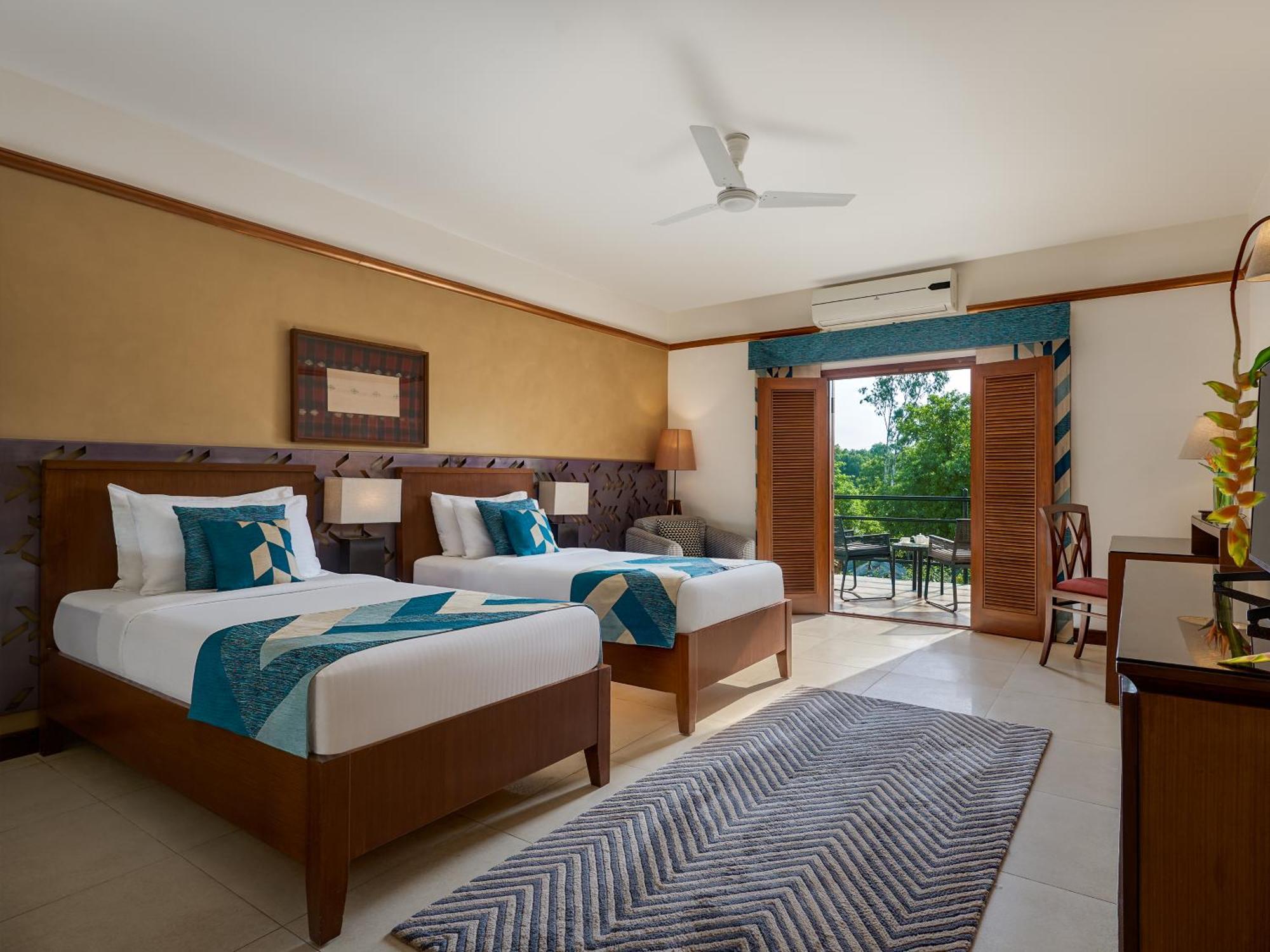 Angsana Oasis Spa & Resort Yelahanka Exterior photo
