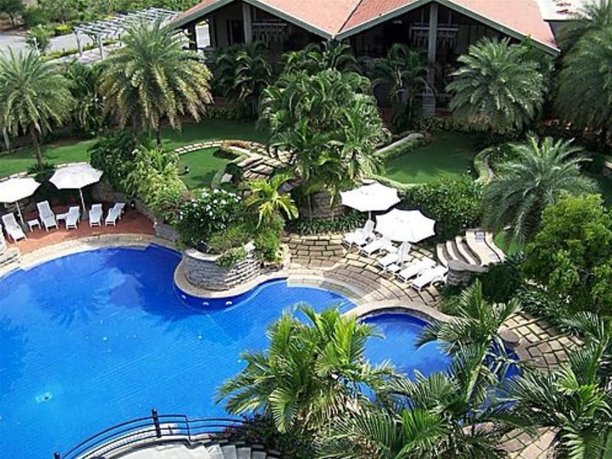 Angsana Oasis Spa & Resort Yelahanka Exterior photo
