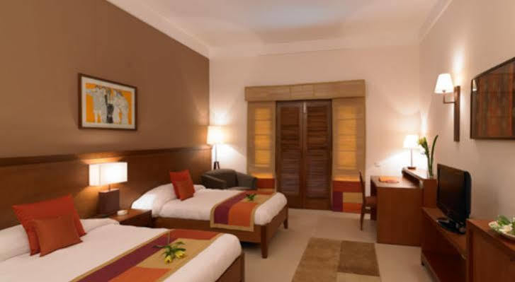 Angsana Oasis Spa & Resort Yelahanka Exterior photo